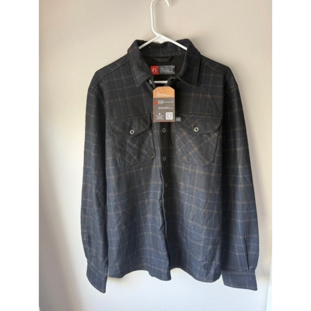The American Outdoorsman Mens Flannel Shirt Large Brown Plaid STOF5D6592 NWT